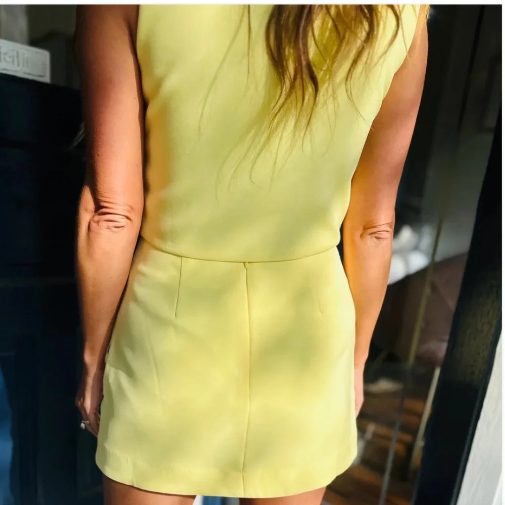Yellow Wavy Set - Picture 4 of 4